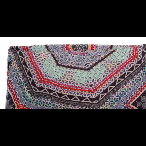 SCARF - 70% Wool / 30% Silk - Soft & Luxurious - Picture 3 of 5